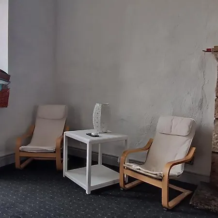 Stunning 6-bed In Prázdninový dům Boyle